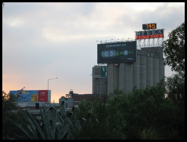 Nylex clock from the Alexandra avenue, Chapel street corner